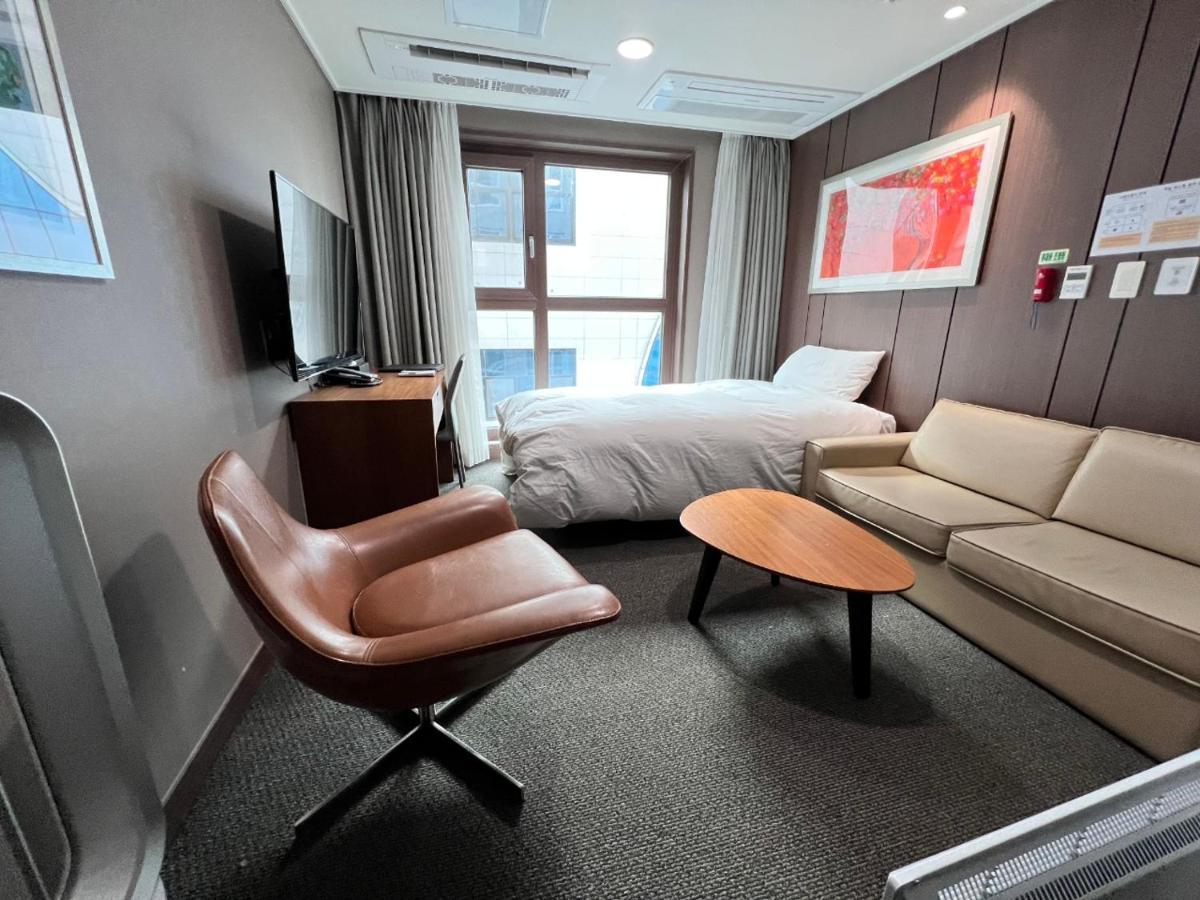 Raonstay In Perla Hotel Csindzsu Kültér fotó
